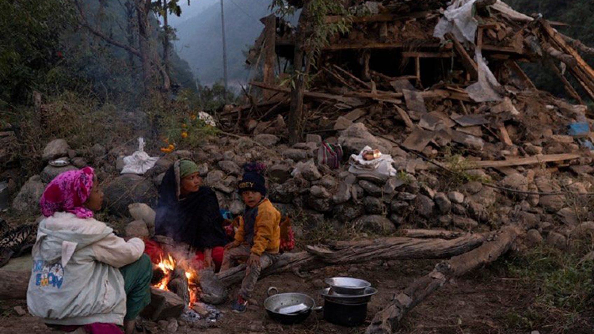Acepta UE 2 millones de ayuda humanitaria en Nepal por sismo