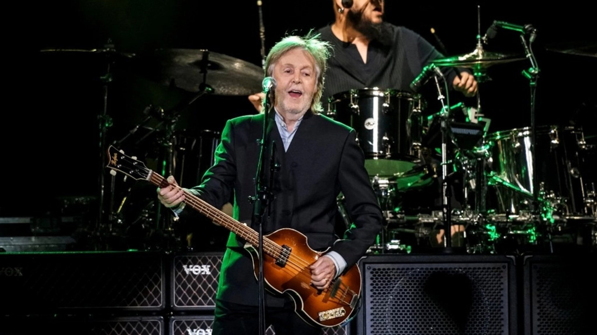 Asombra Paul McCartney a 60 mil personas en la CDMX