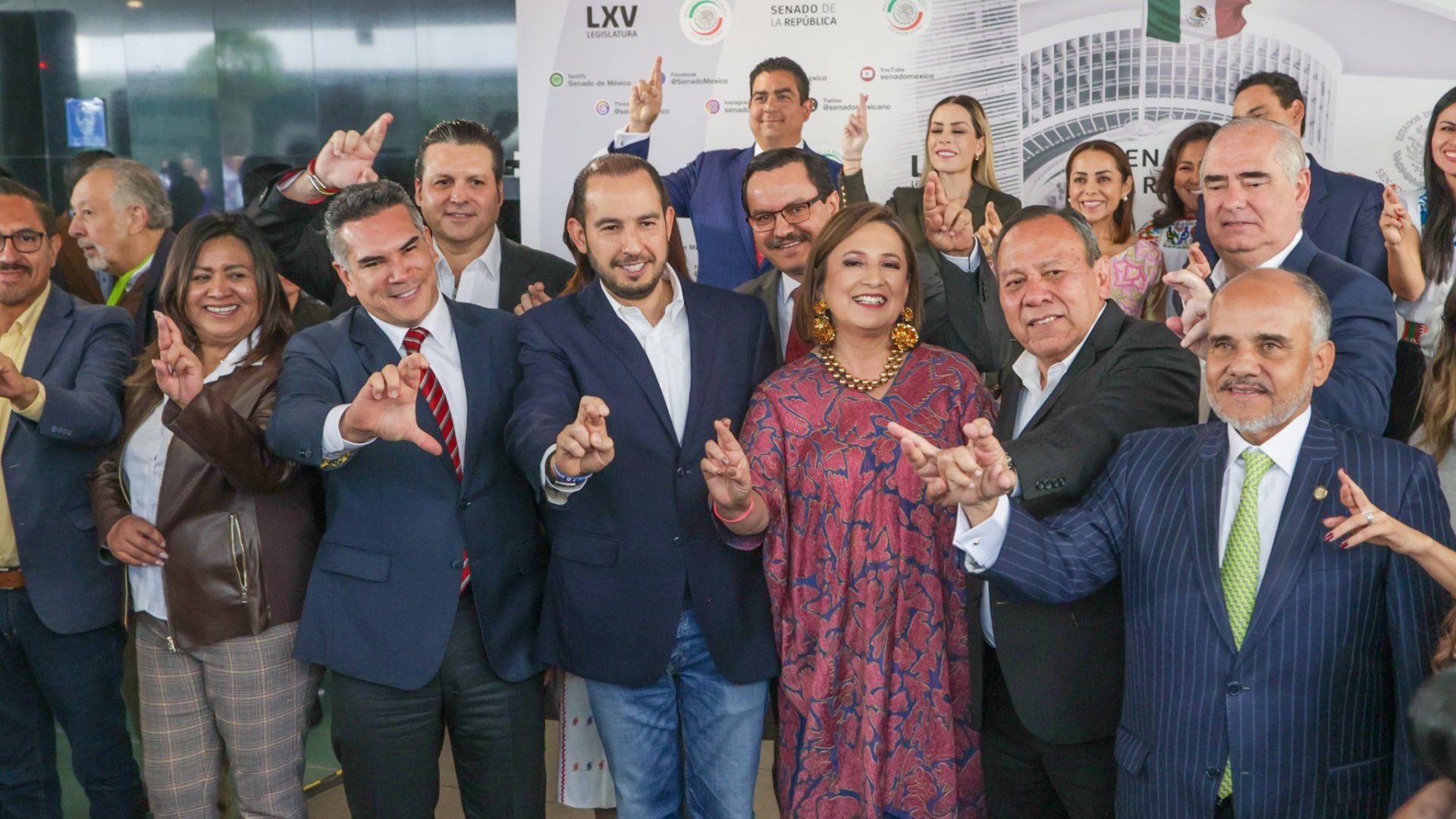 Xóchitl Gálvez solicita licencia en el Senado