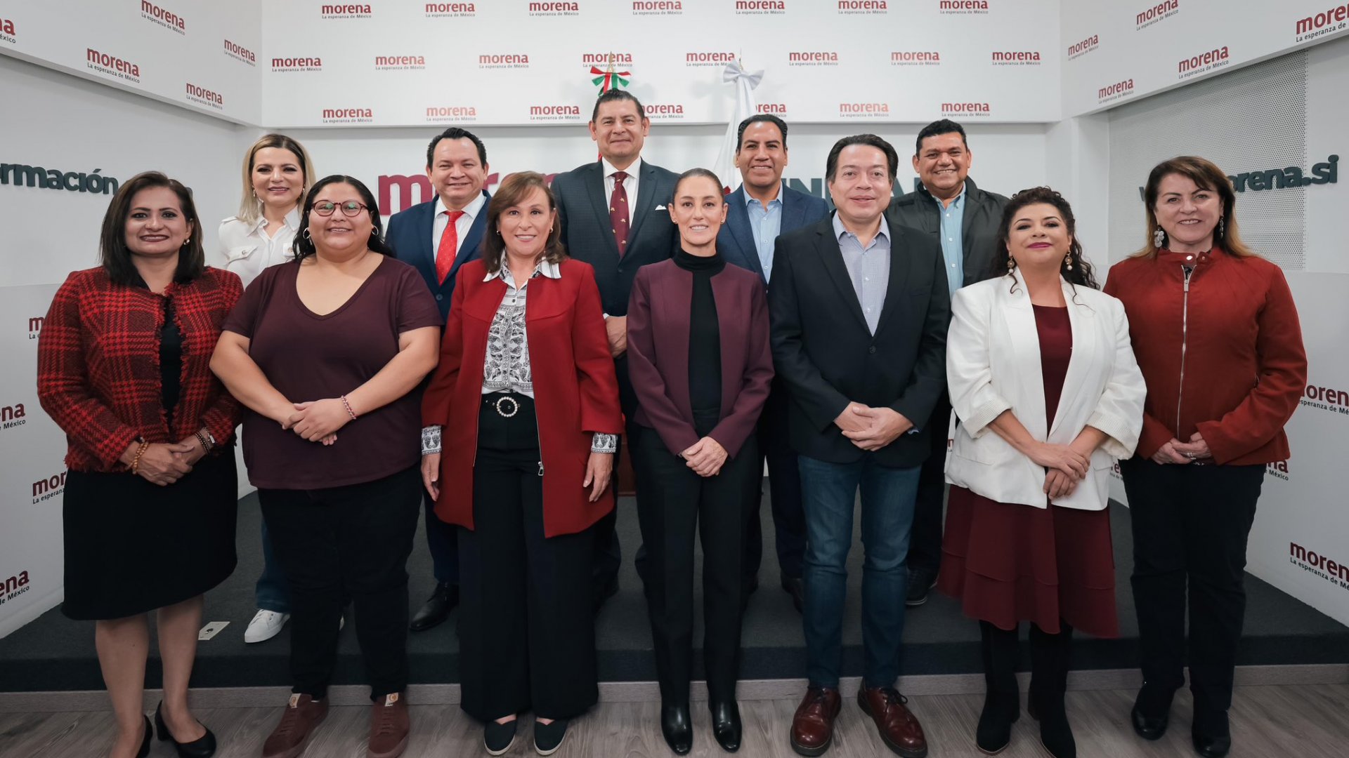 Claudia se reúne con los nueve candidatos a gubernaturas y llama a la unidad 