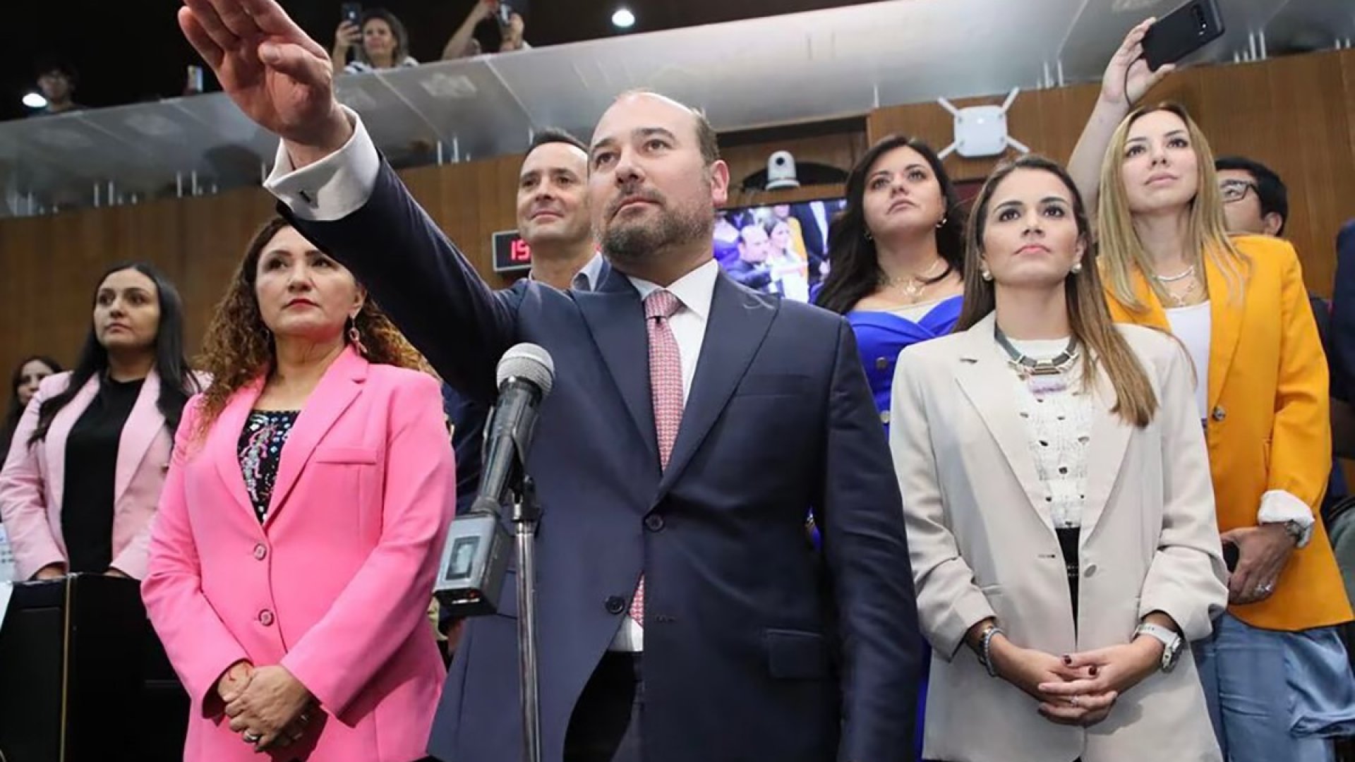 TEPJF ordena a Congreso de NL designar gobernador interino para sustituir a Samuel García