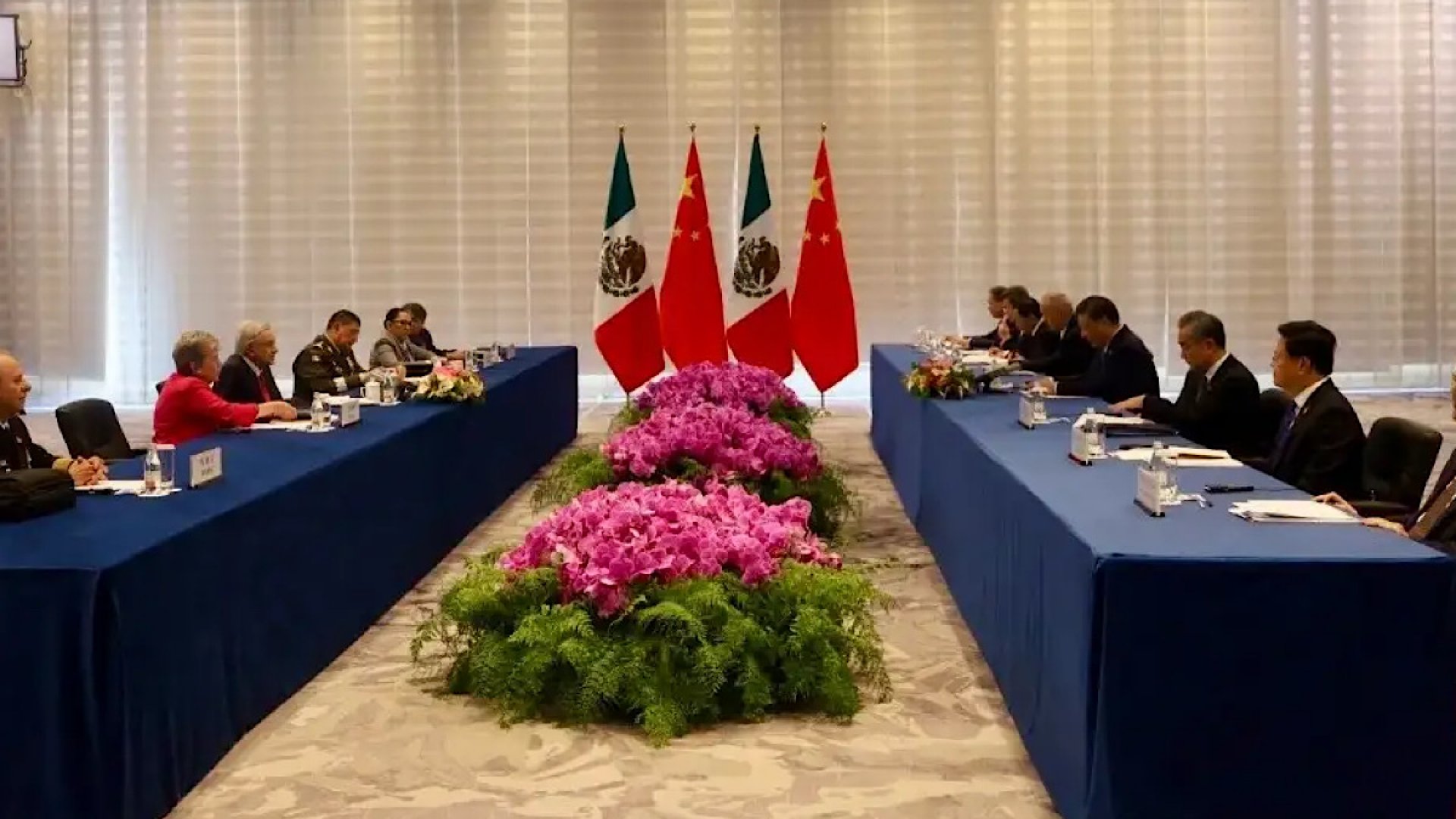 López Obrador y Xi Jinping acuerdan combatir el tráfico de precursores químicos
