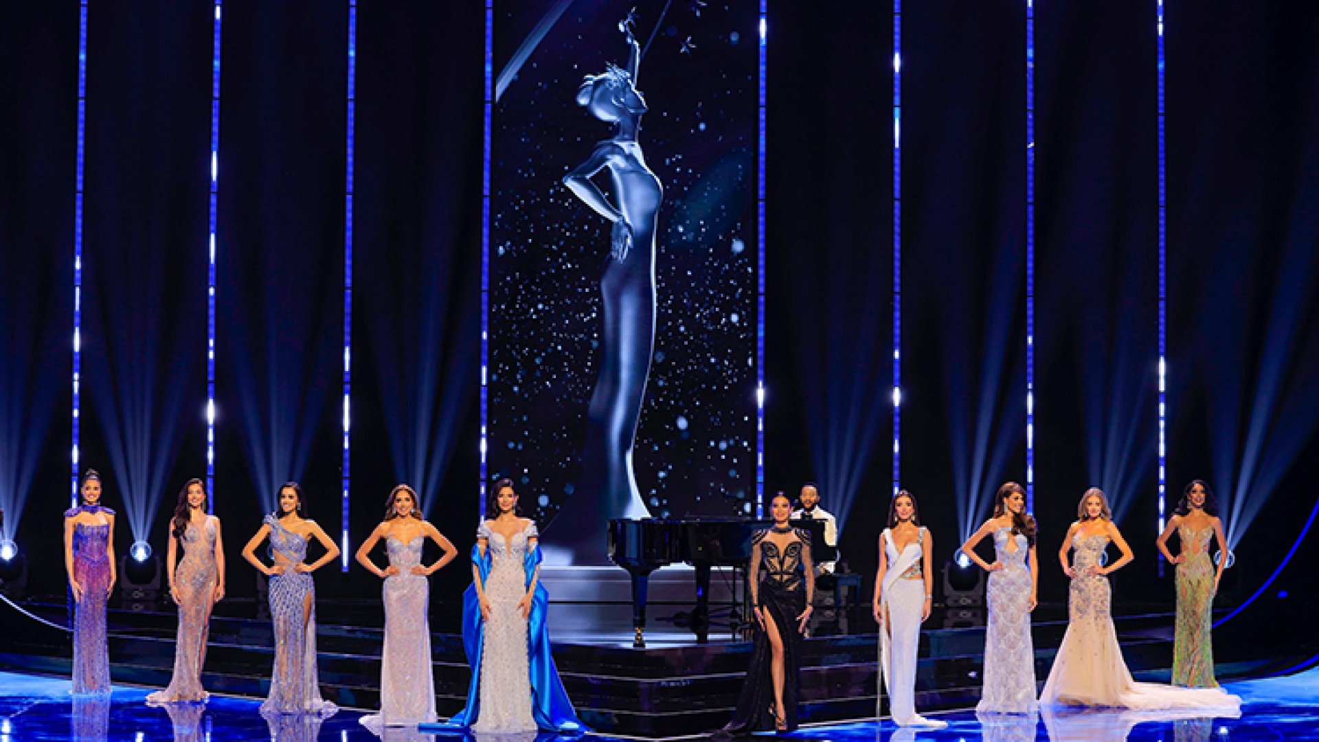Adquiere regio Miss Universo; busca que certamen se realice en MTY