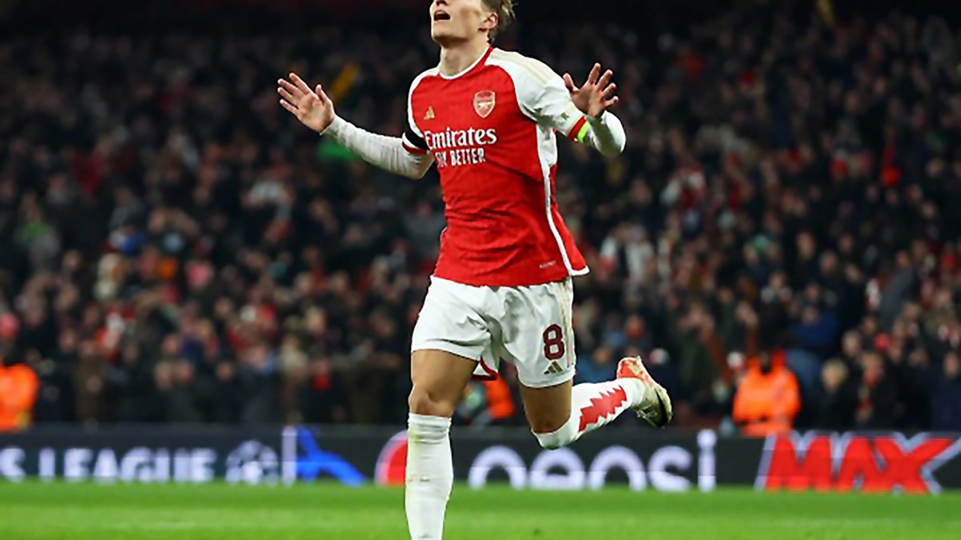 Arsenal firma su pase a octavos de Champions League