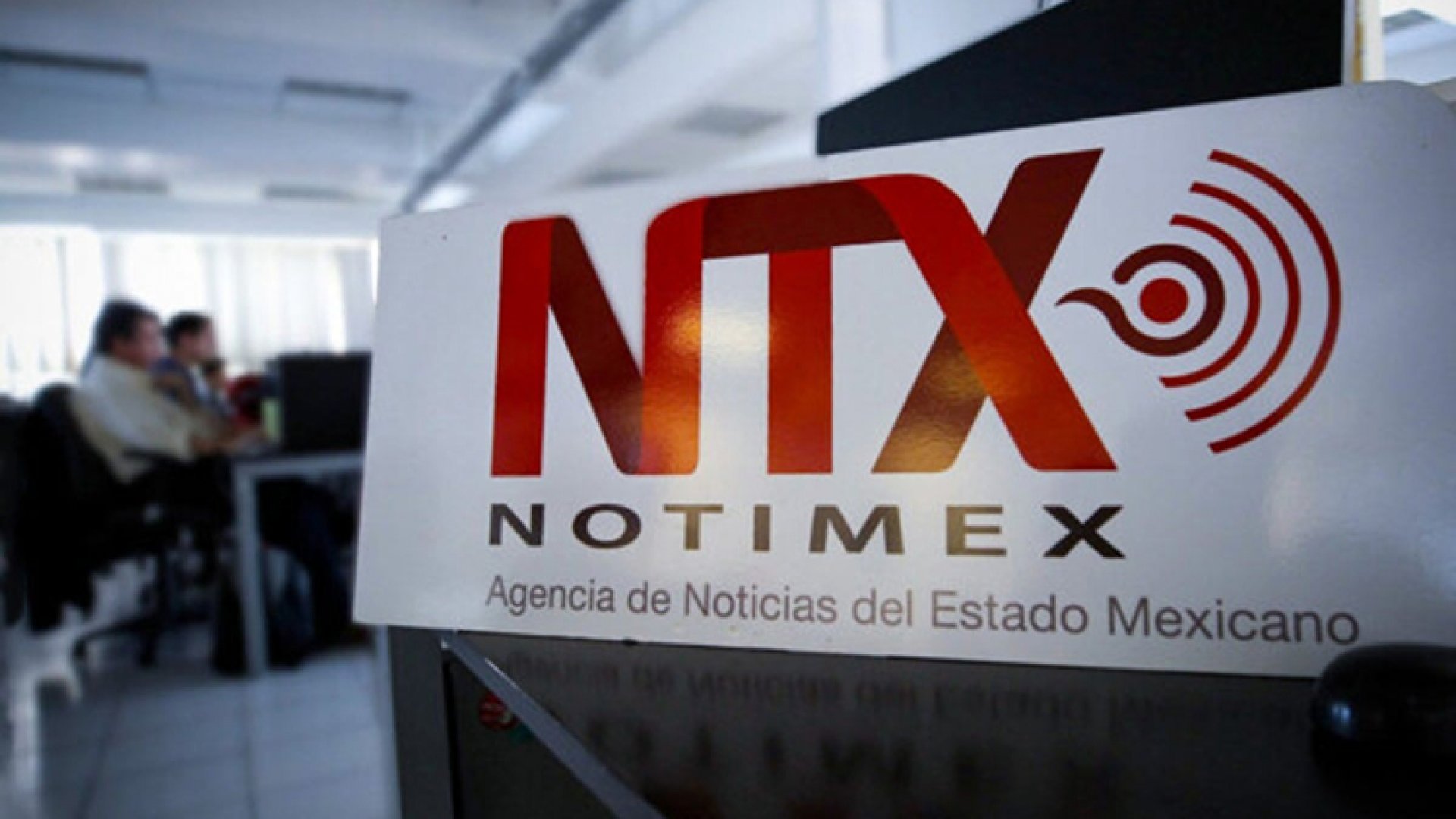 Consuman diputados extinción de Notimex