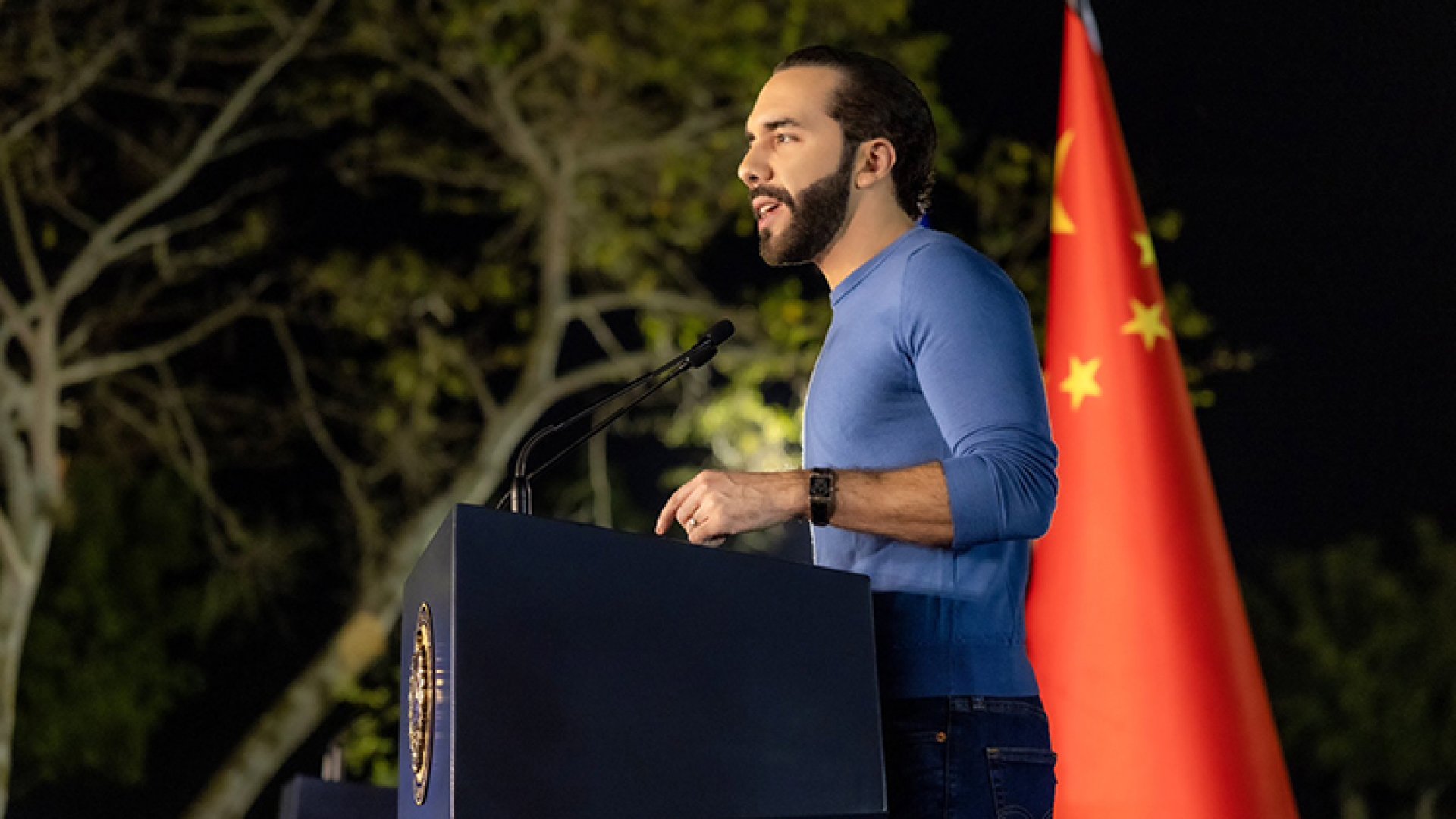 Aceptan salida de Bukele para buscar reelección