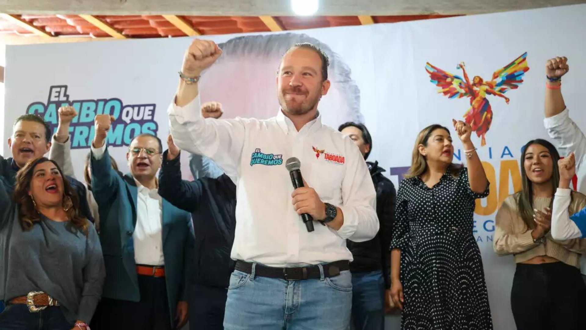 Congreso CDMX otorga licencia definitiva a Santiago Taboada