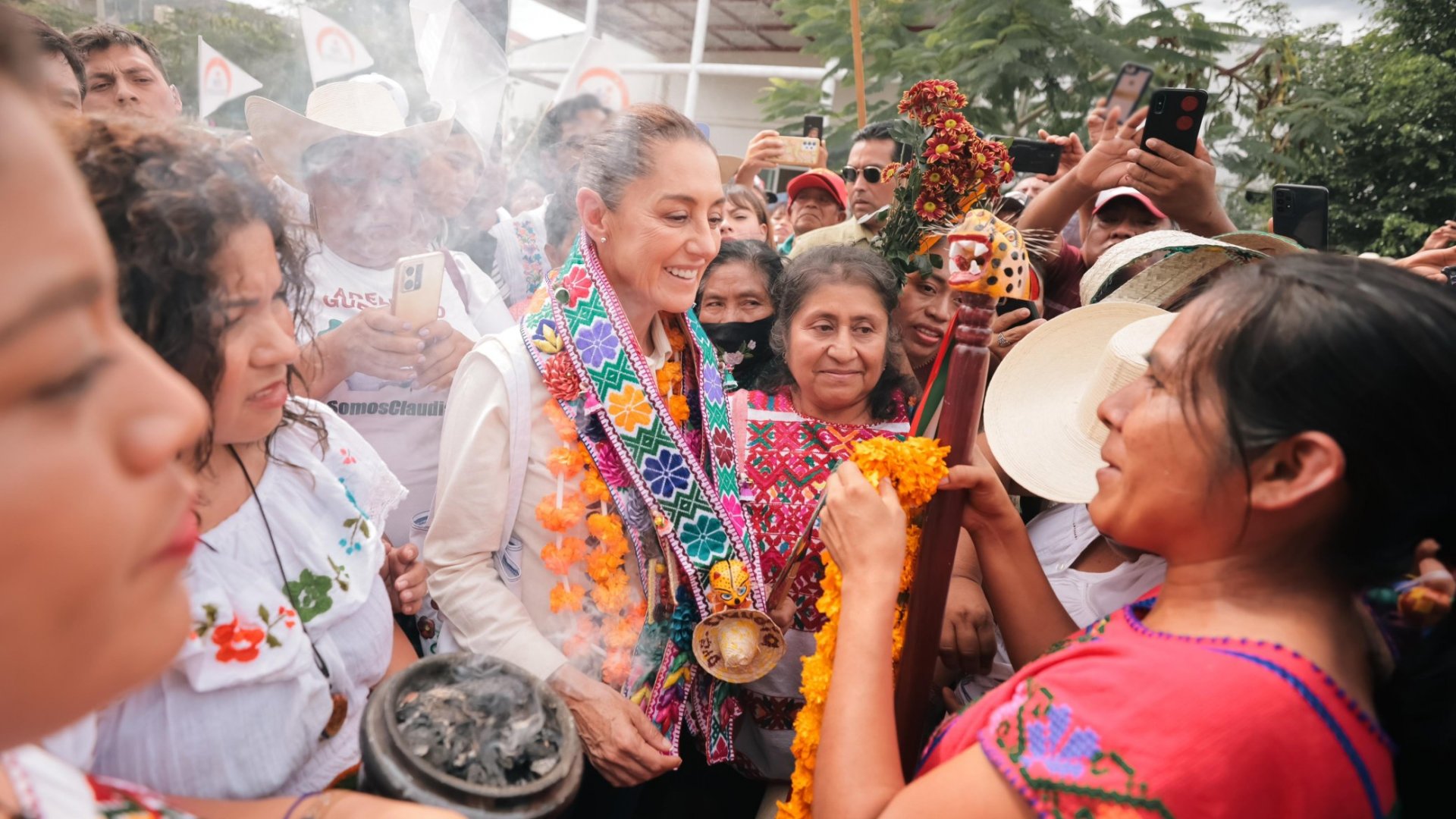 Claudia: ‘Cargos de elección popular son para servir al pueblo’
