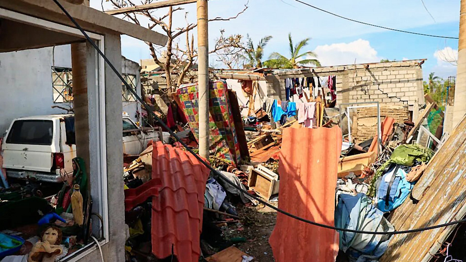 AMLO: Avanza entrega de apoyos para reconstruir viviendas en Acapulco