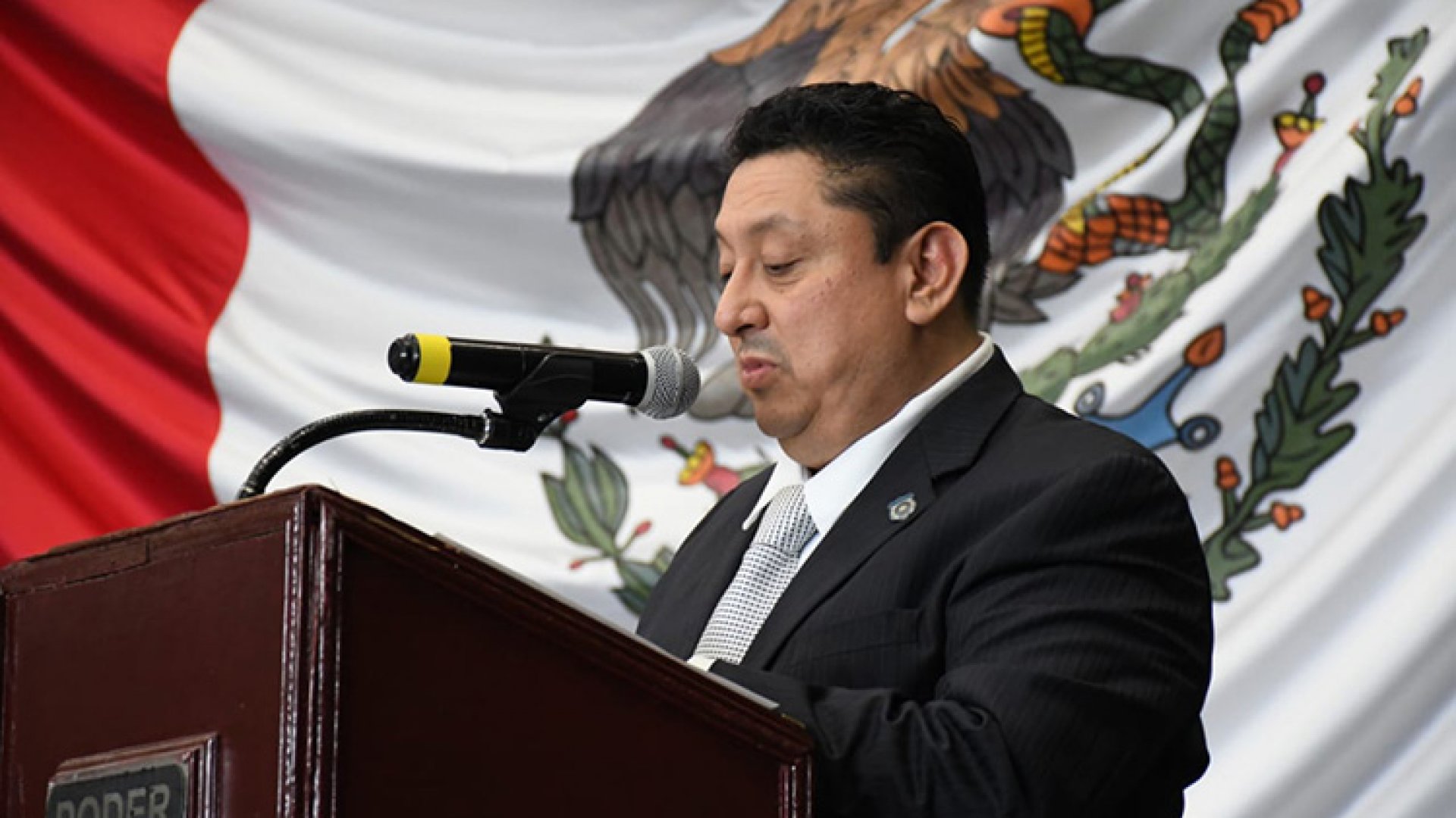 Sostiene Congreso de Morelos a Uriel Carmona como fiscal
