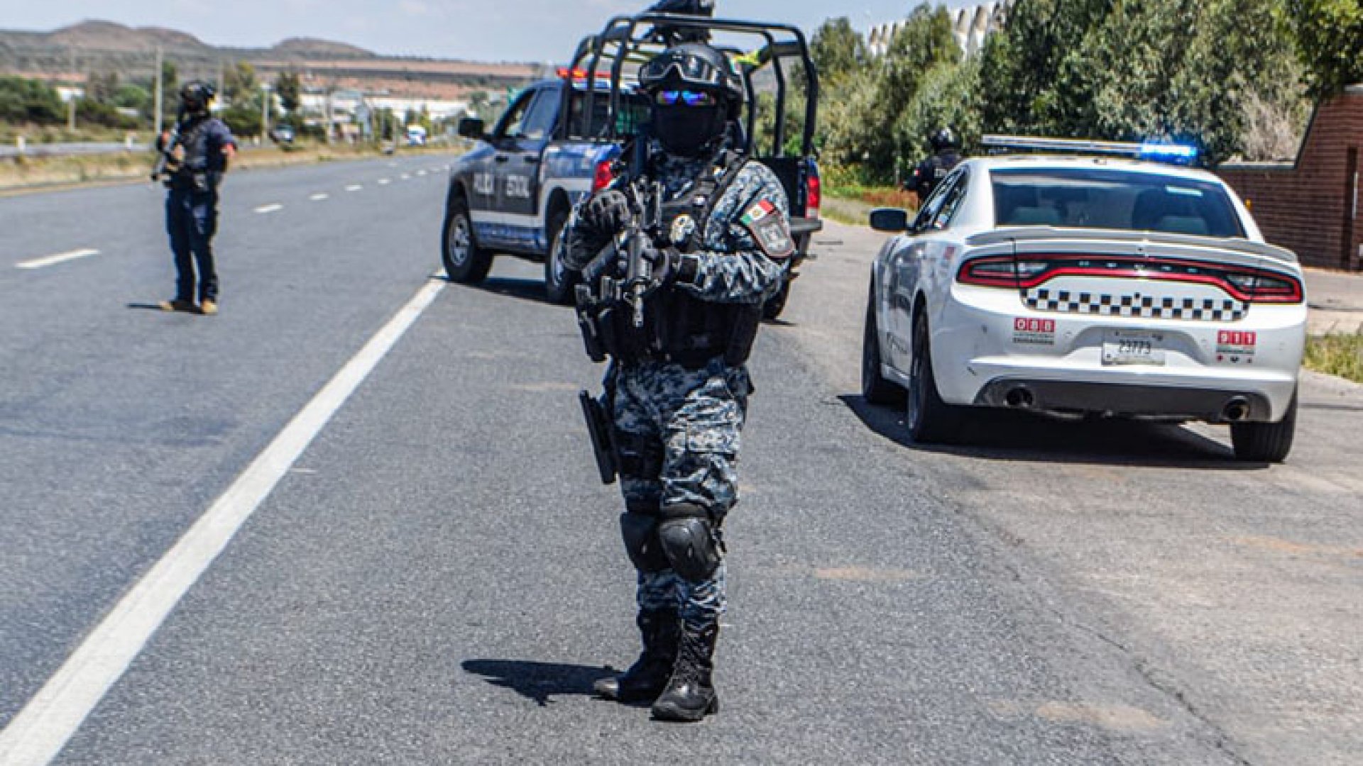 Criminales con uniformes ‘clonados’ de Seguridad habrían secuestrado migrantes