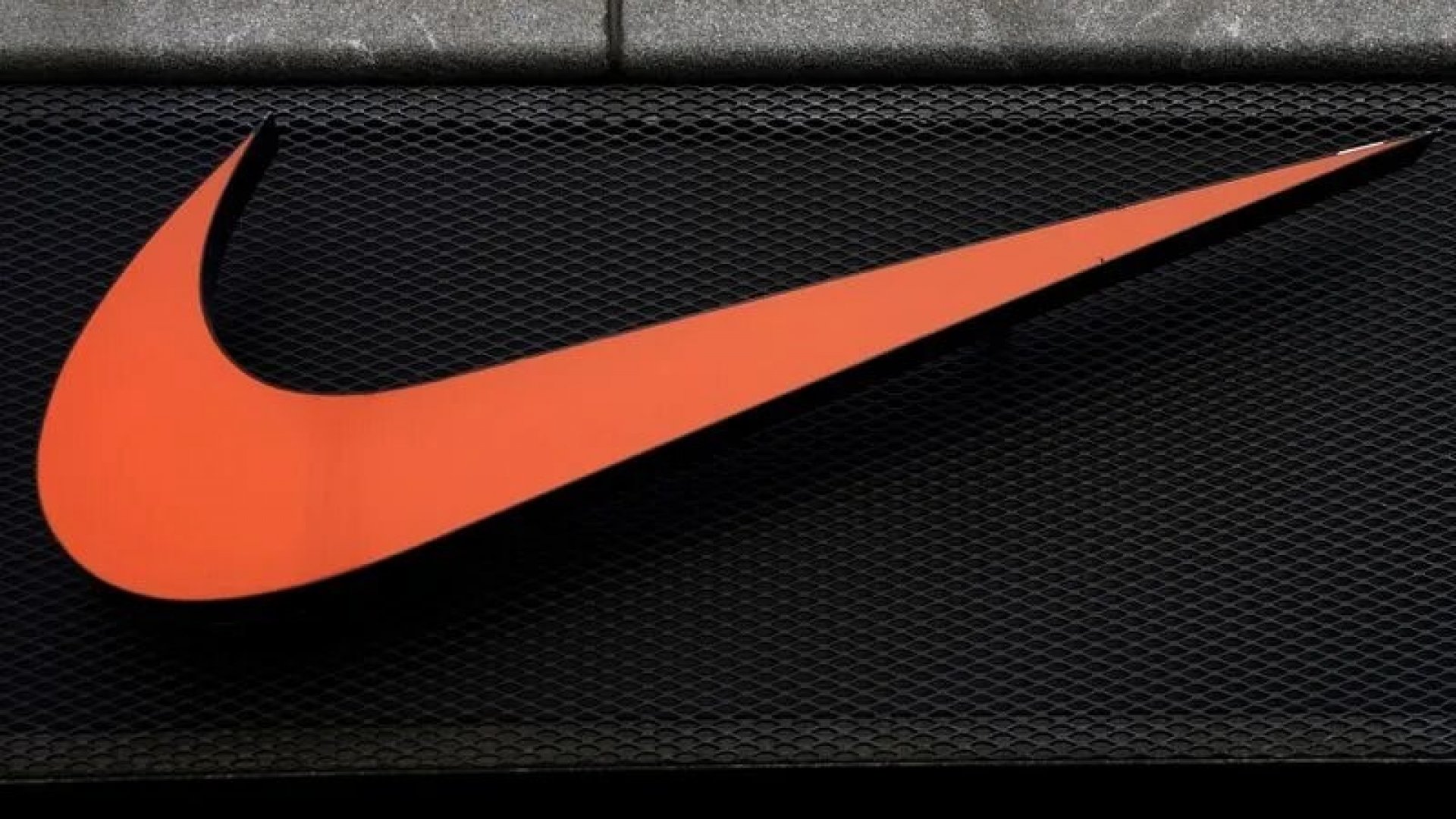 Nike ajusta sus previsiones y hace tambalear al sector deportivo