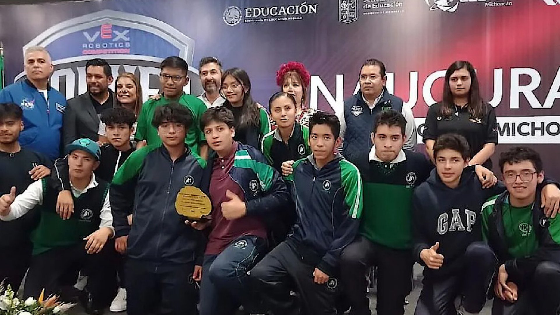 Estudiantes mexicanos ganan primer lugar en concurso internacional de robótica