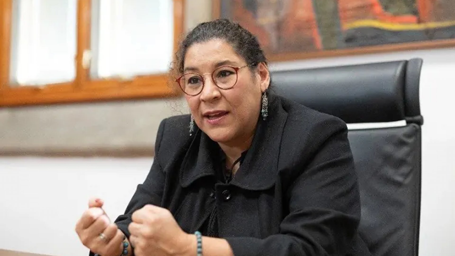 Critica AMLO que Corte niegue a Lenia Batres reducir su sueldo