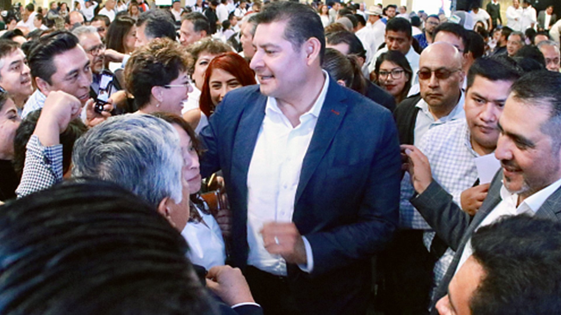 Alejandro Armenta apuesta por modelo de escuela sustentable