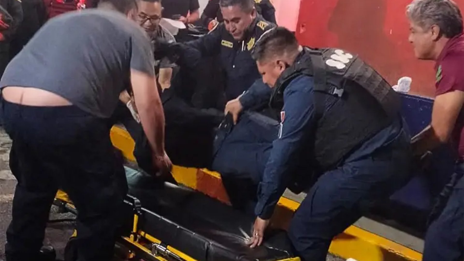 Policía mata a su compañero por accidente