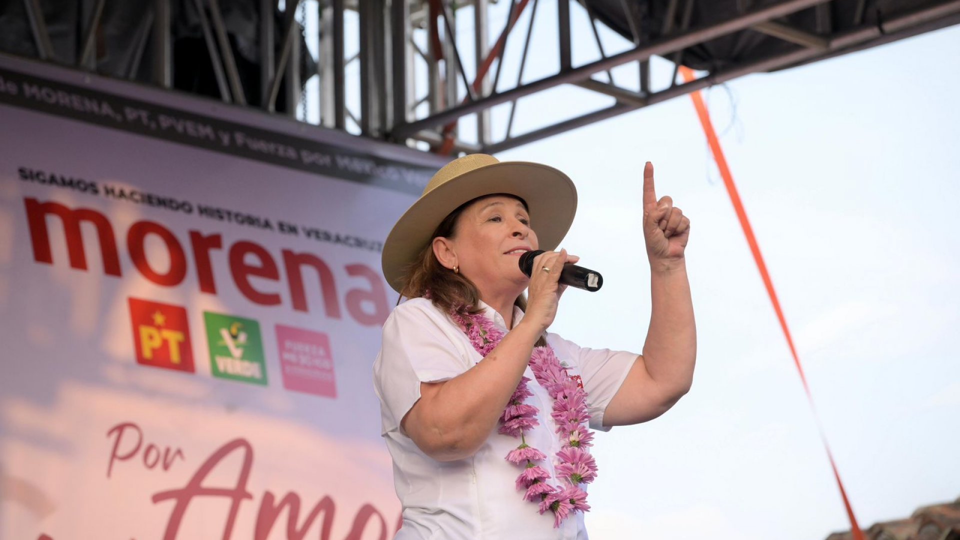 Rocío Nahle: ‘Si a las mujeres nos va bien, le irá bien a México y a Veracruz’