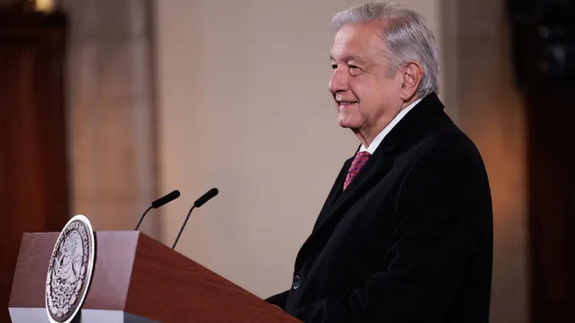 ‘Es temporada electoral’, responde AMLO a Maru Campos