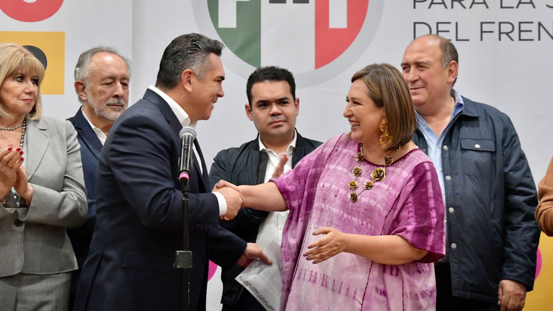 ‘Si de algo se debe sentir orgulloso el PRI es que siempre busca lo correcto’: Xóchitl Gálvez
