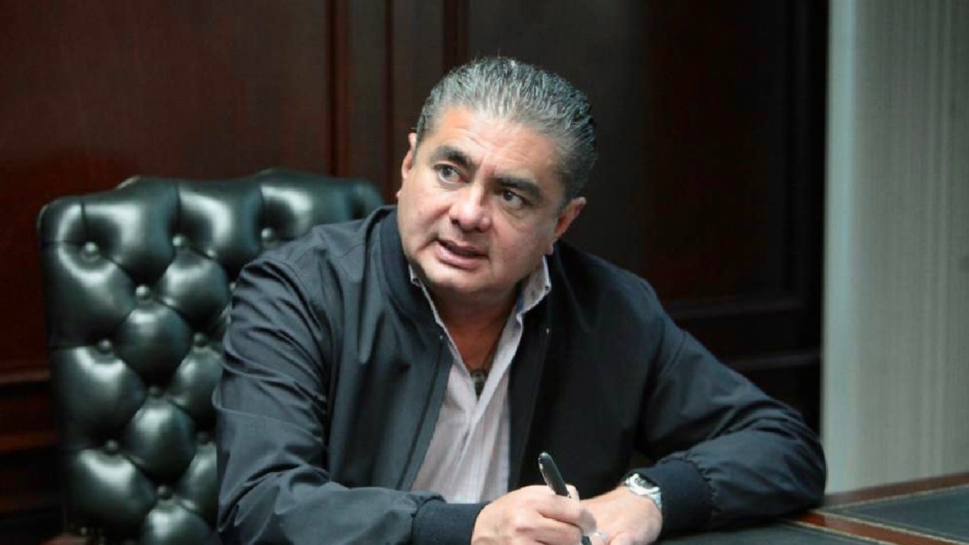 Luis Cházaro renuncia al PRD y a su coordinación en la Cámara Baja