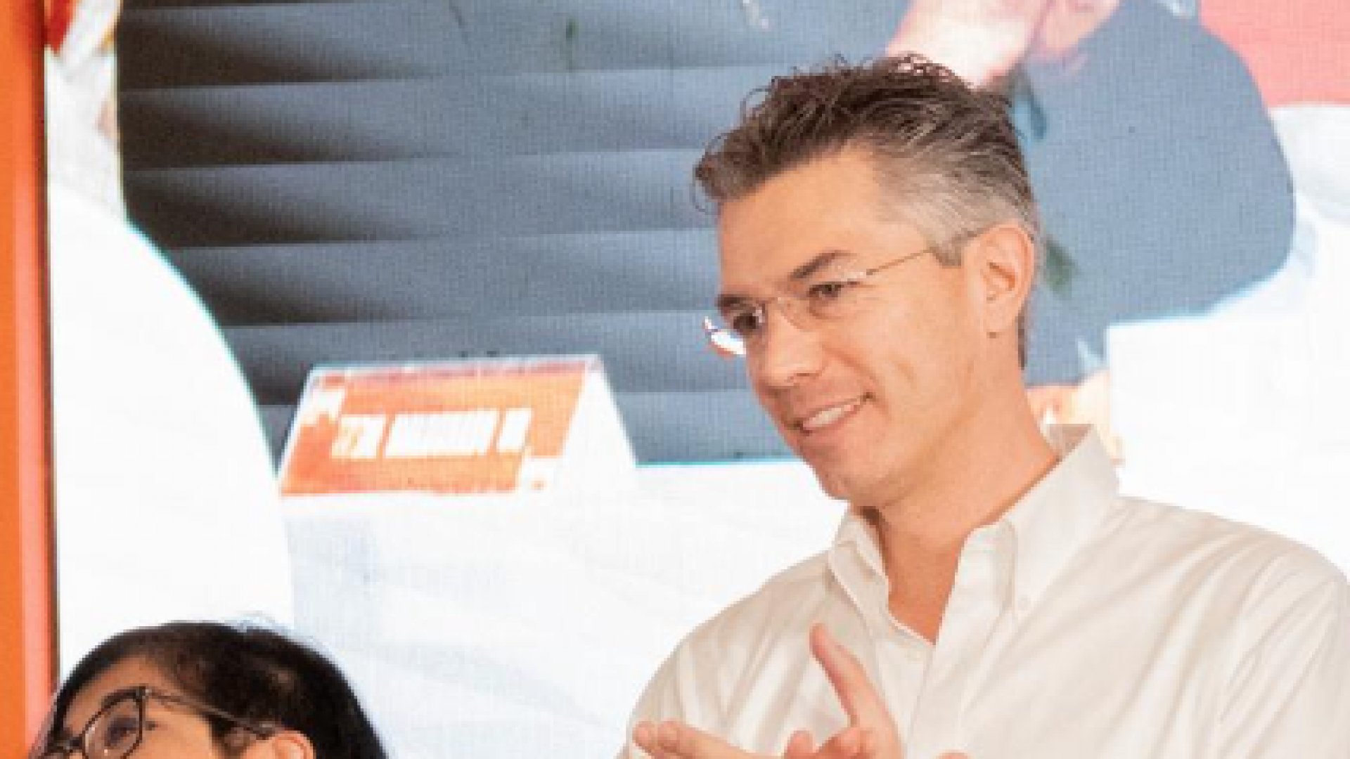 Hijo de Dante Delgado será candidato al Senado