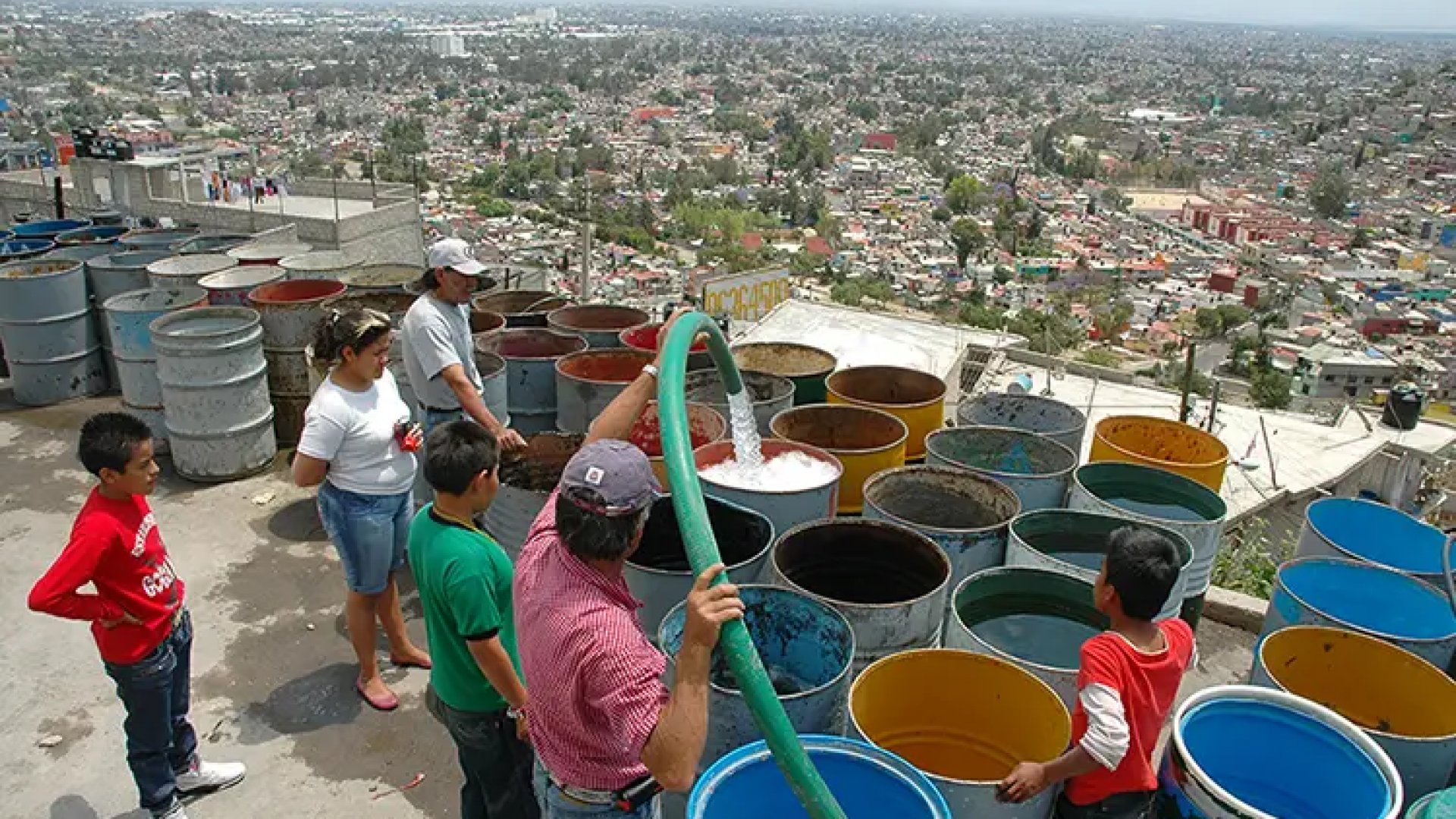 Documentan desabasto de agua en al menos 900 colonias