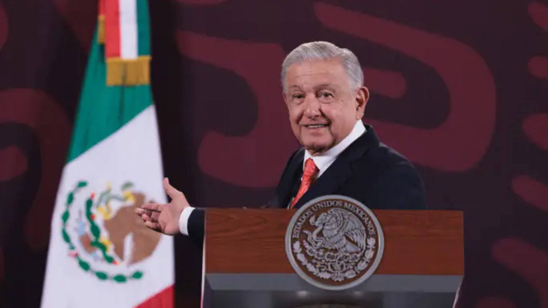 Hashtag #narcopresidente nos hizo lo que el viento a Juárez: AMLO