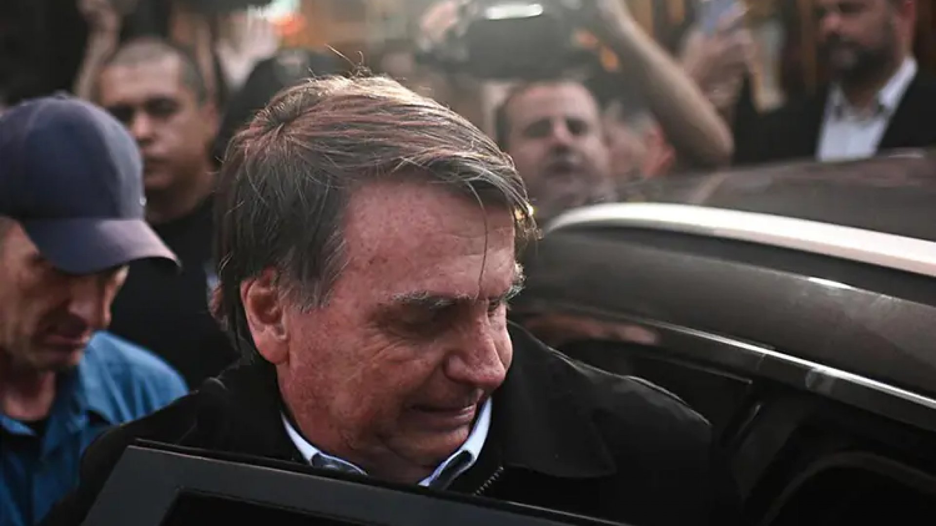 Catean casa de Jair Bolsonaro en Brasil