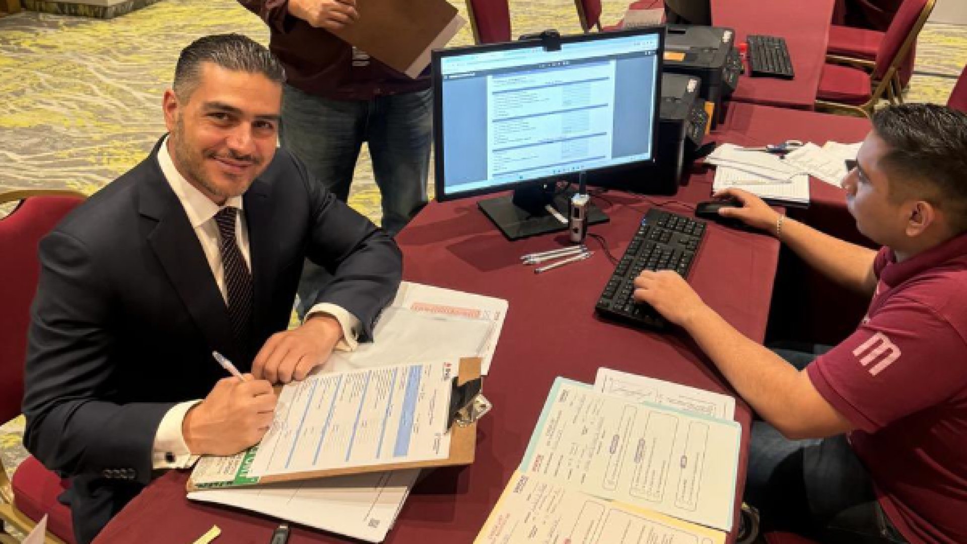 García Harfuch se registra como candidato de Morena al Senado