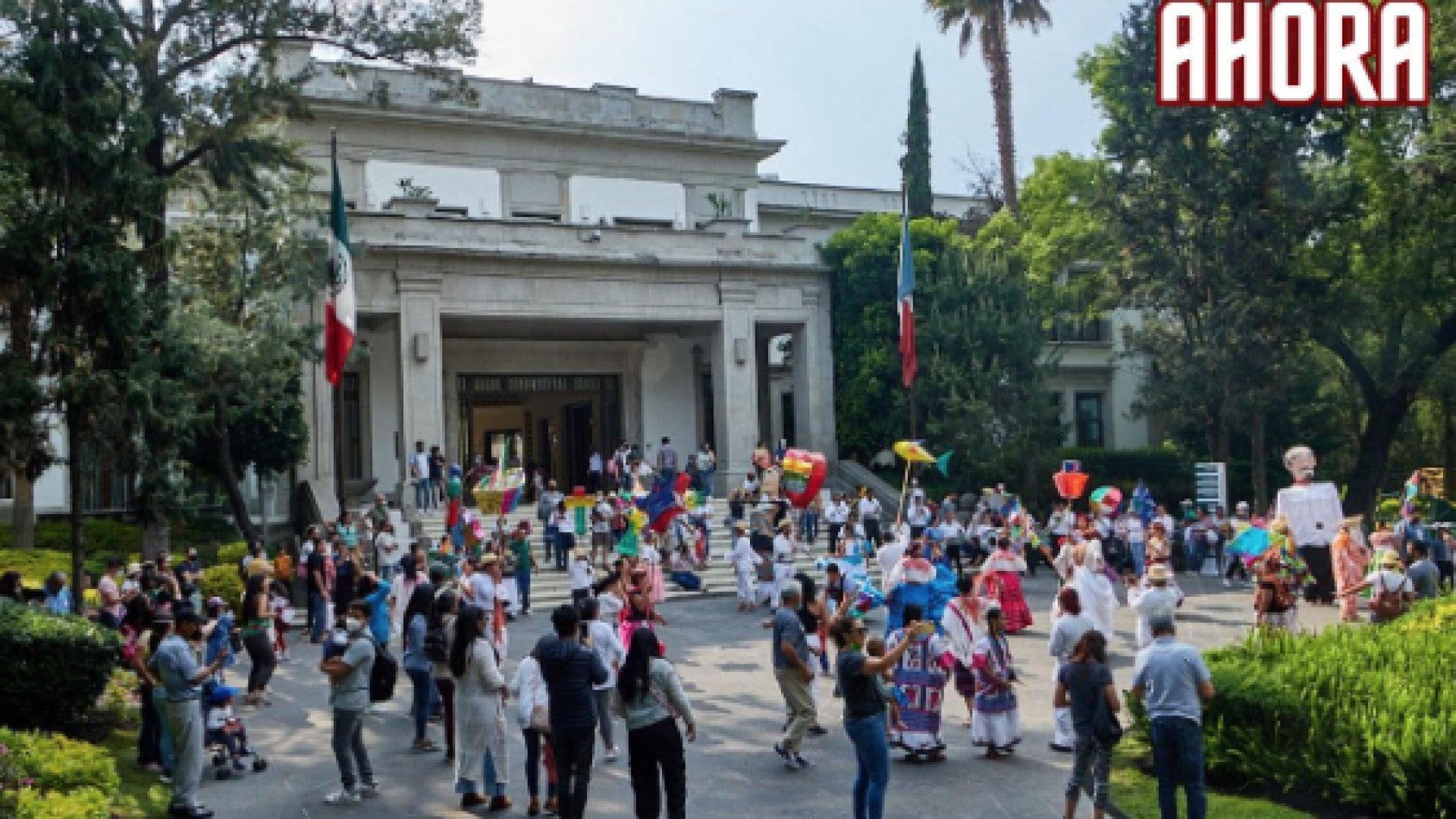 Los Pinos ya no pertenecen a las élites, son de todos los mexicanos: Sheinbaum
