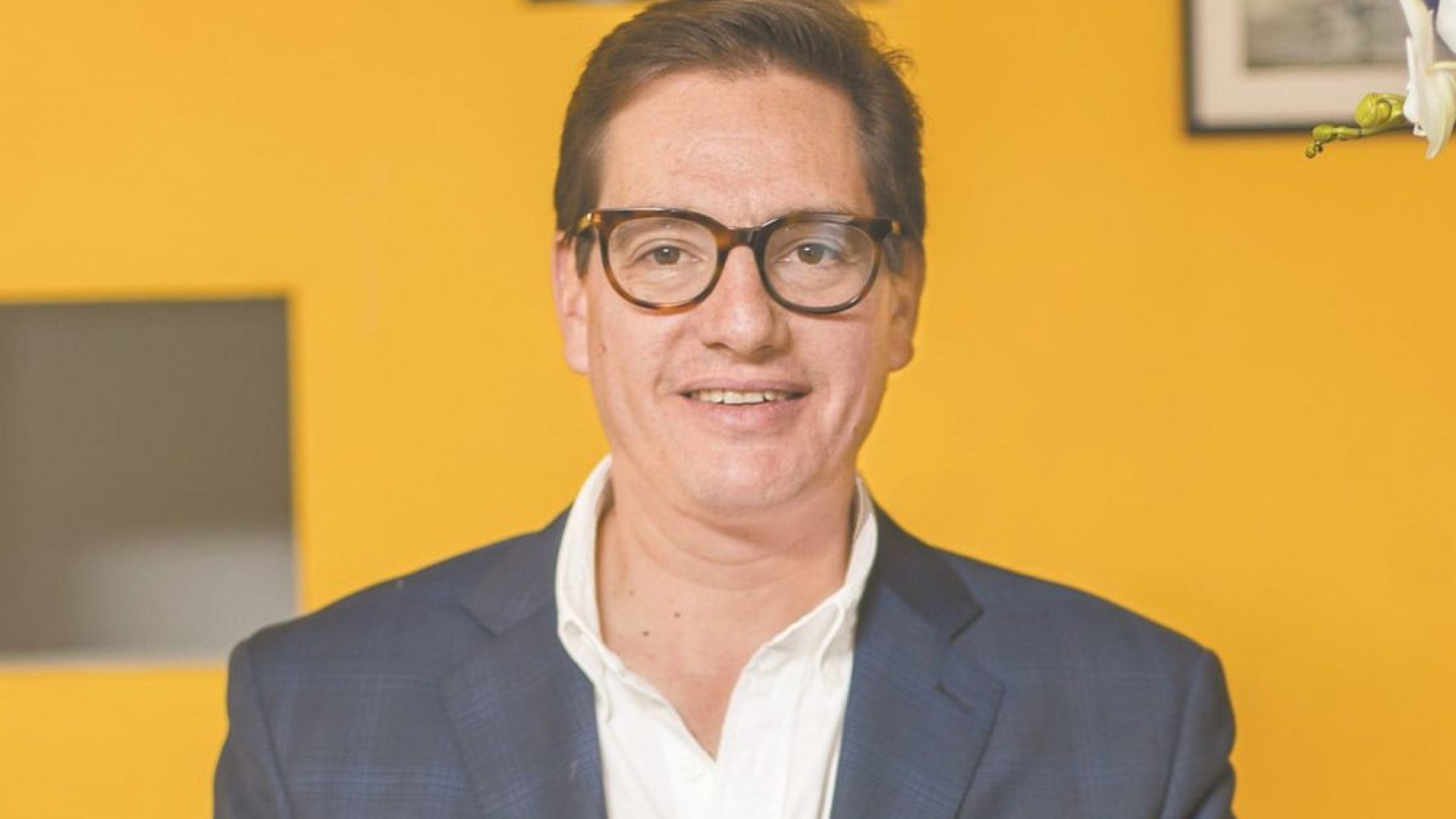 Chertorivski prepara su registro como candidato de MC a la CDMX