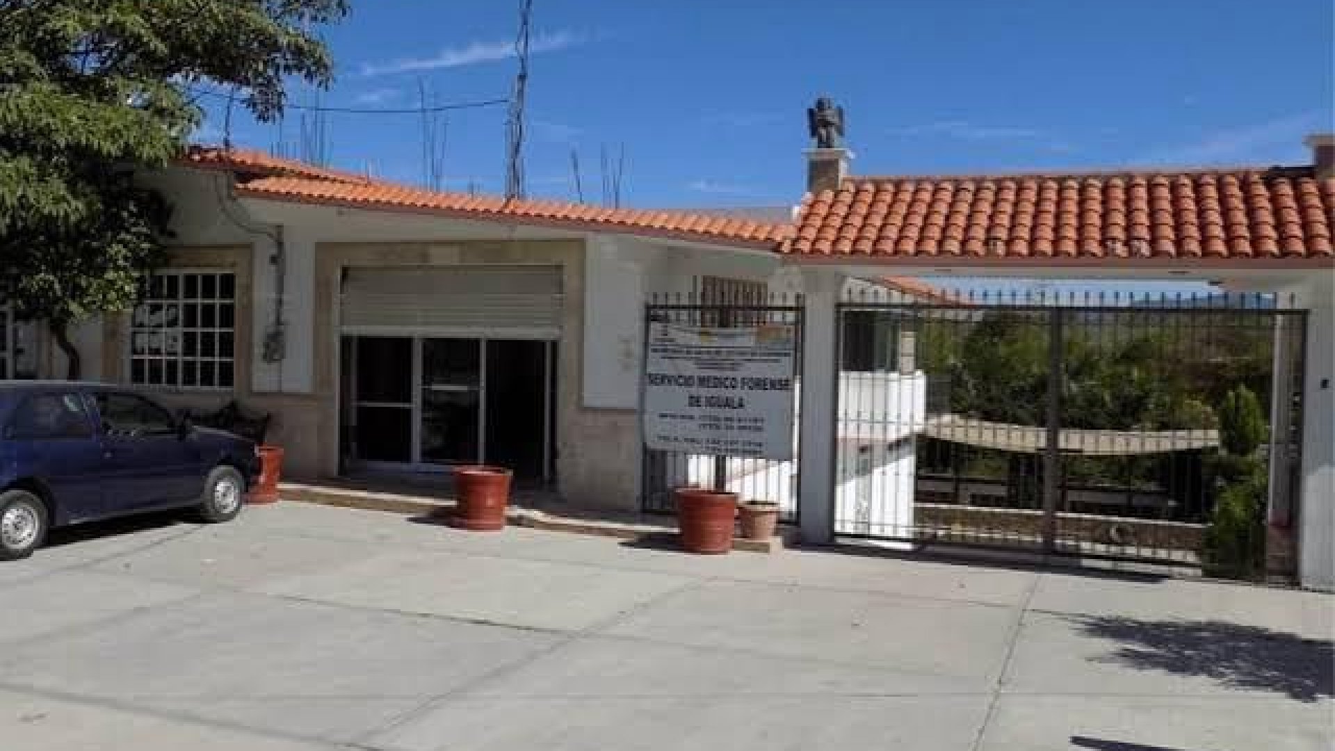 Irrumpe comando Semefo en Iguala e incendian cadáver