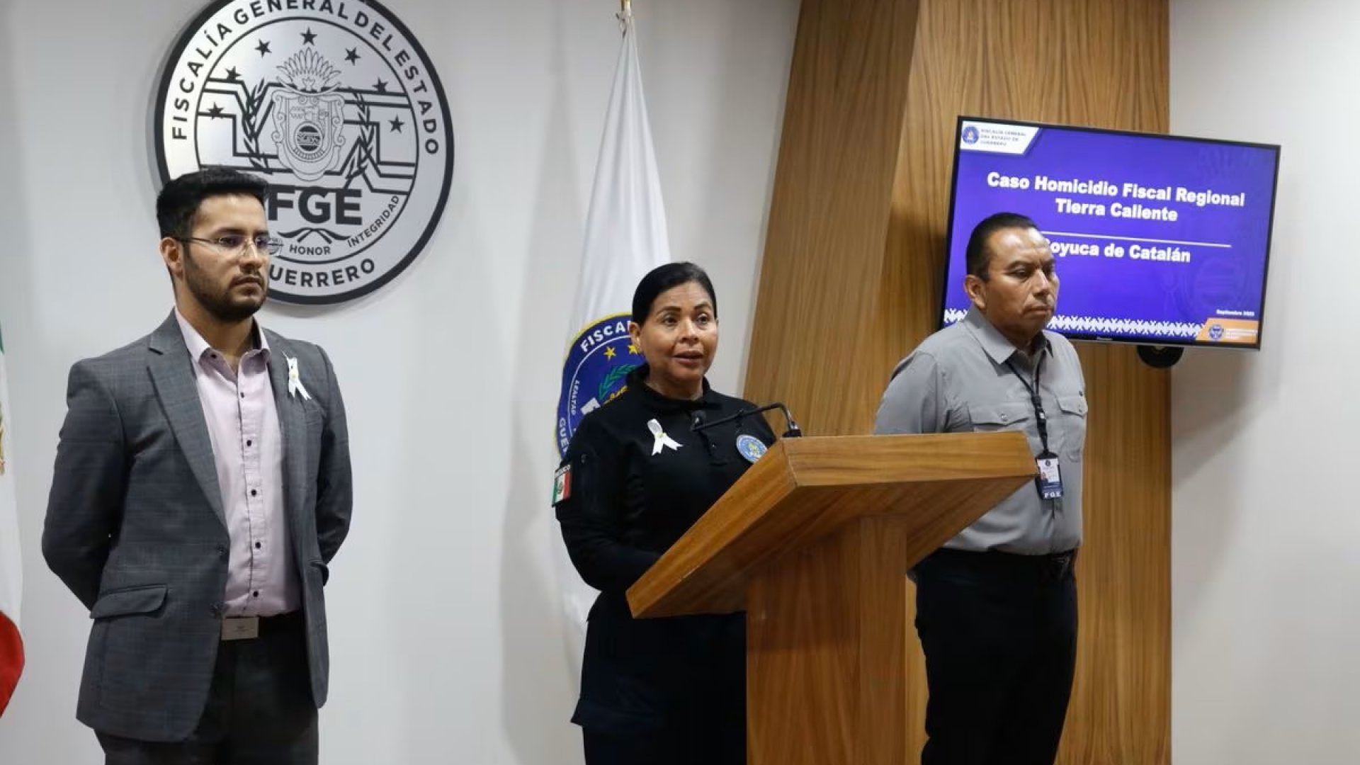Fiscal general de Guerrero solicita licencia temporal