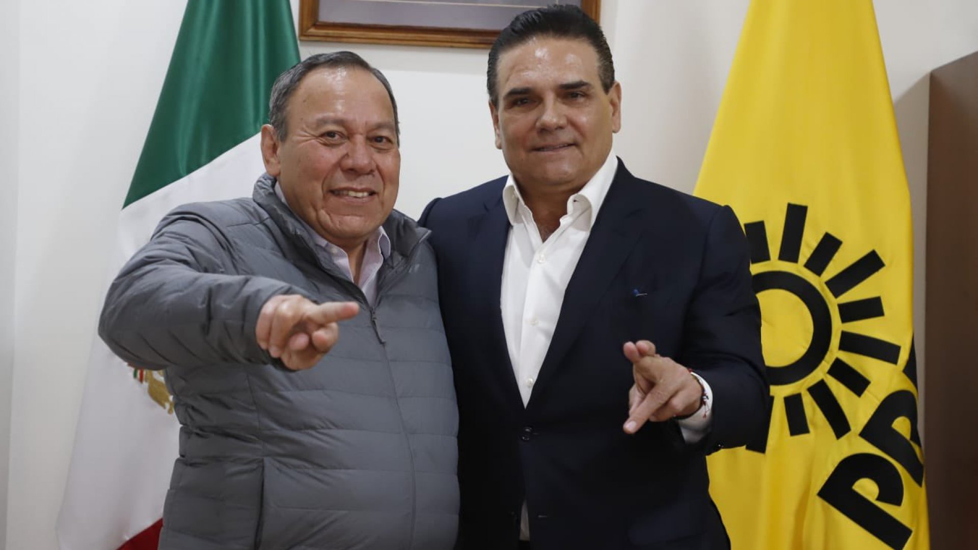 Silvano Aureoles hace las paces con Jesús Zambrano