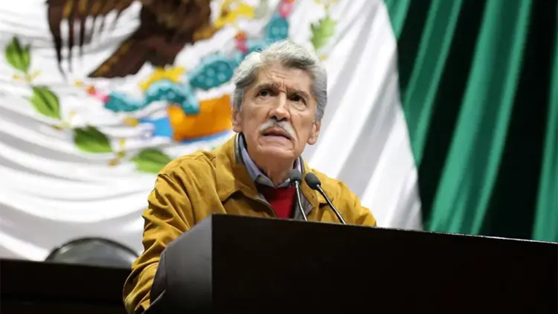 Se registra Rafael Hernández Villalpando para contender diputación federal por Xalapa