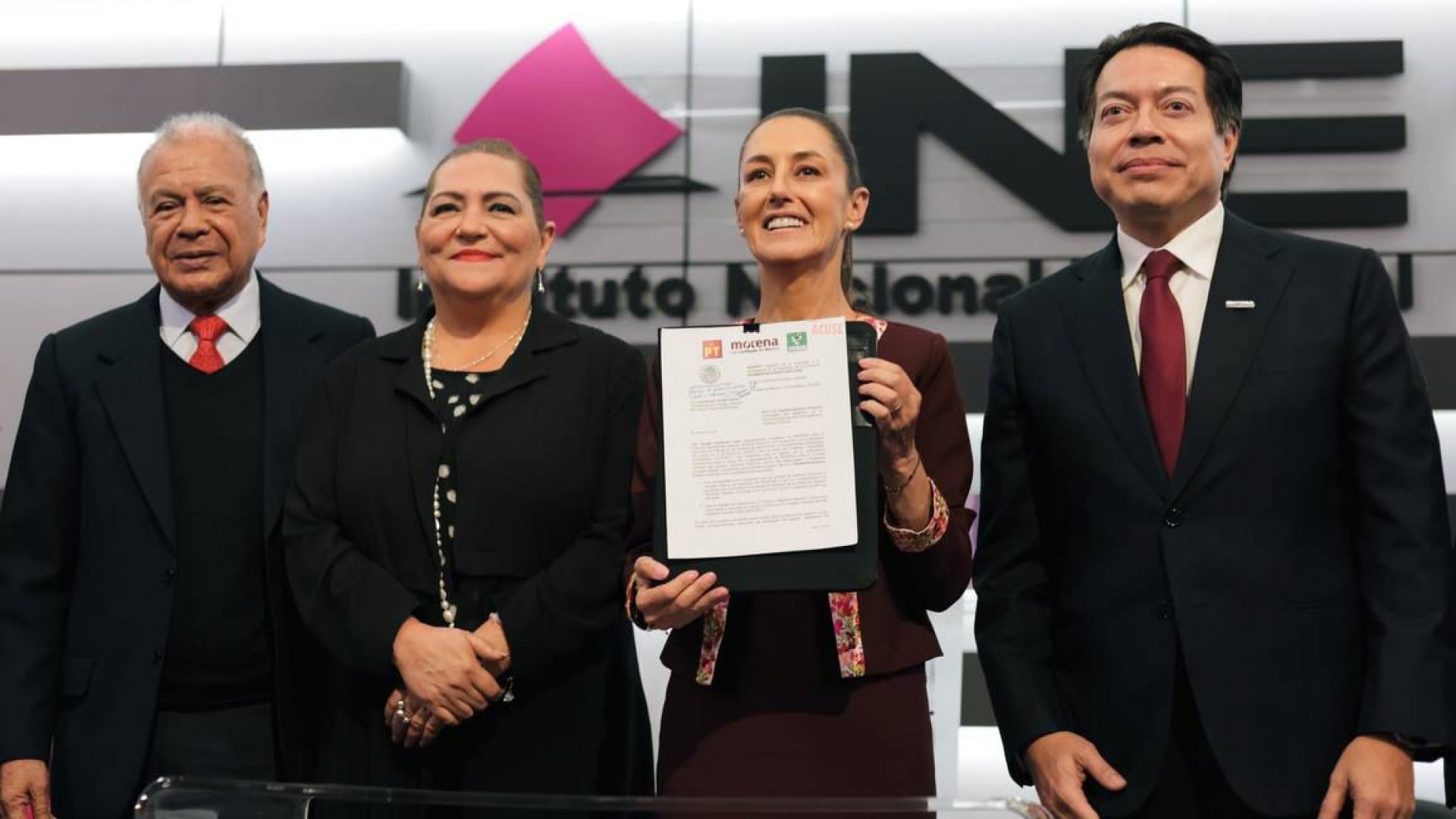 Claudia Sheinbaum se registra ante el INE como candidata a la Presidencia de México