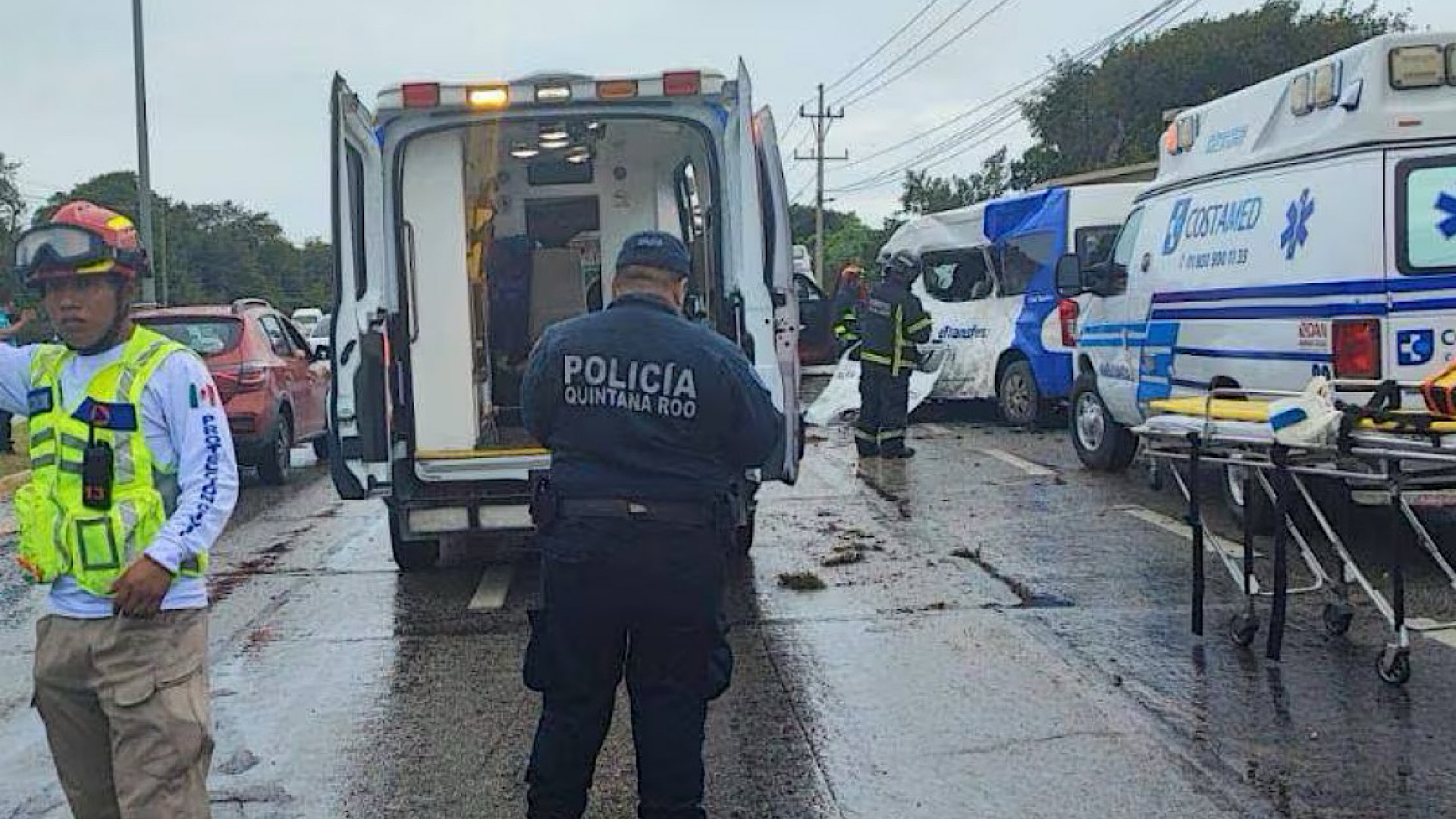 Terrible choque provoca muerte de 6 turistas