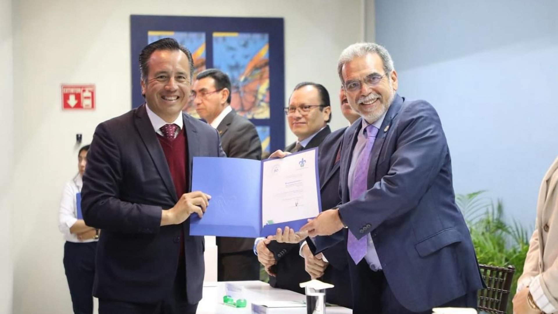 UV reconoció aportaciones científicas de su comunidad 