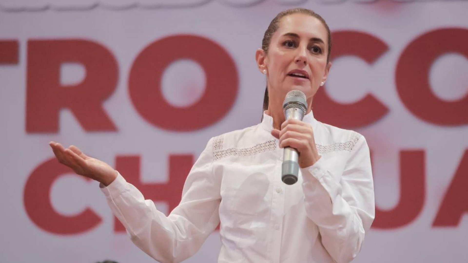 Claudia Sheinbaum señala origen de la campaña en contra de AMLO