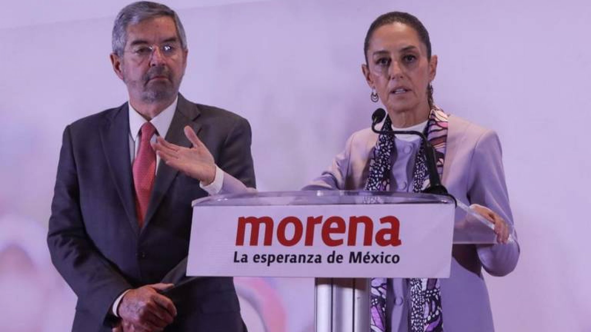 Morena denunciará ante INE campaña negra en contra de AMLO y Claudia