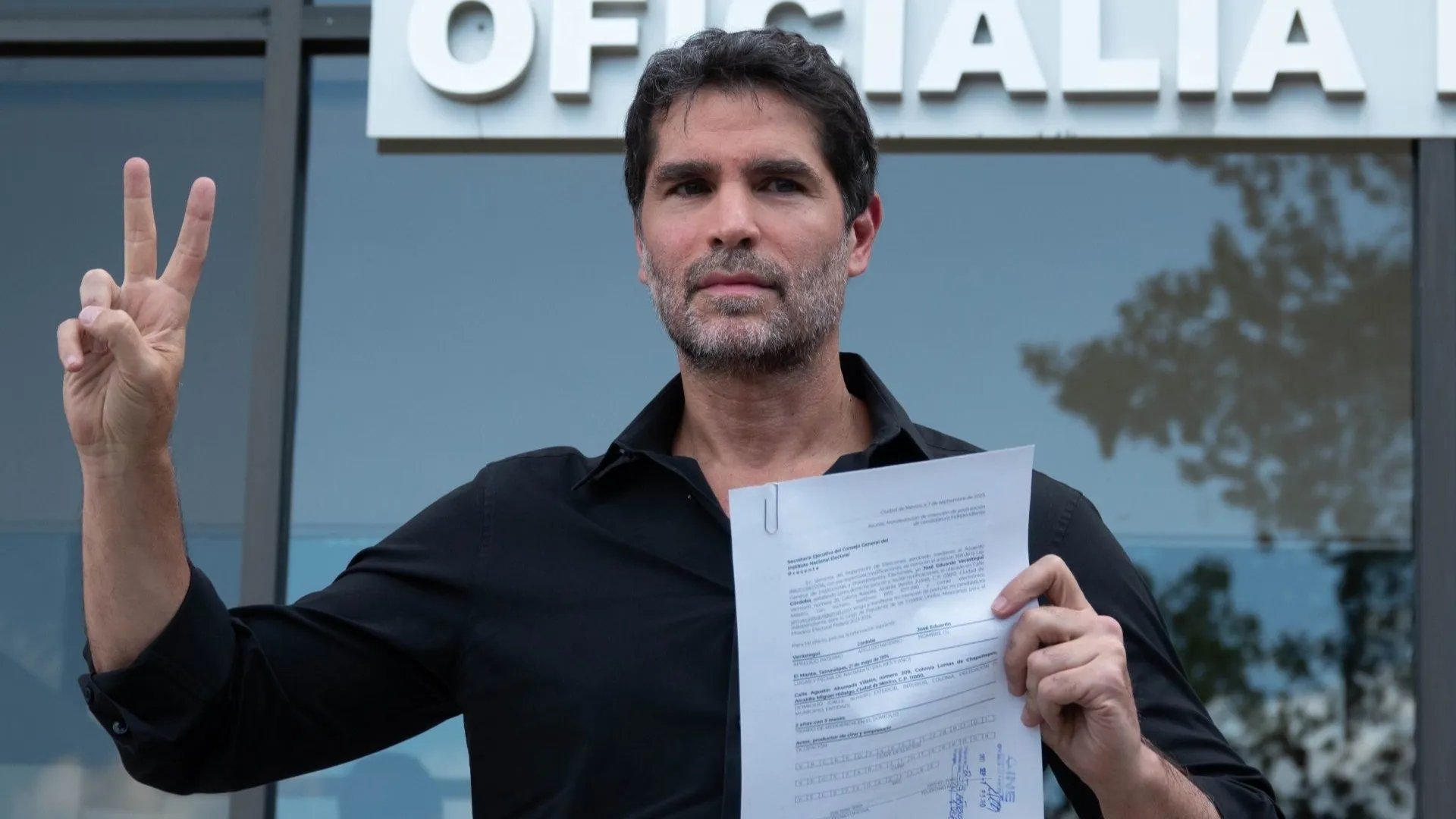 ¡No se detiene! Eduardo Verástegui ‘se registra’ como candidato presidencial