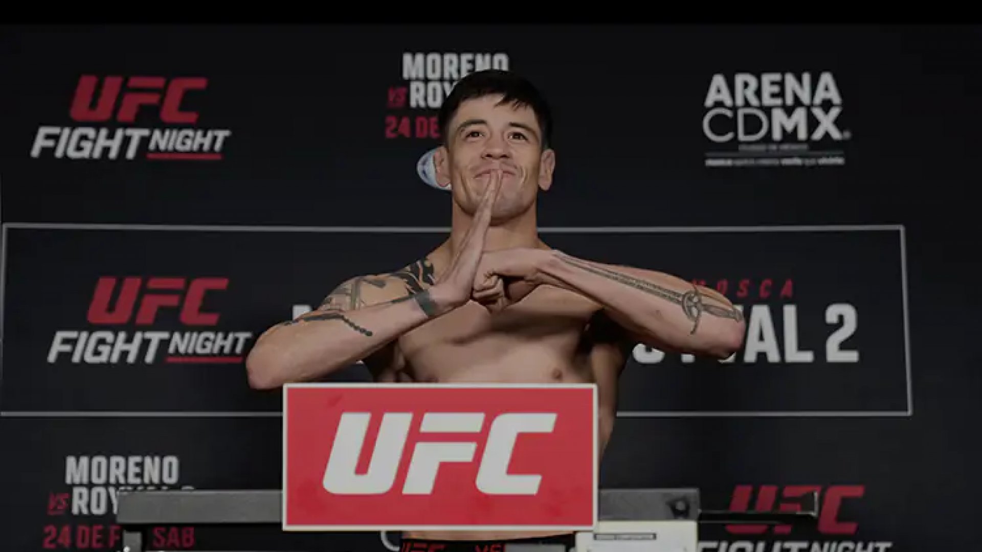 Supera Brandon Moreno a la báscula para el UFC México