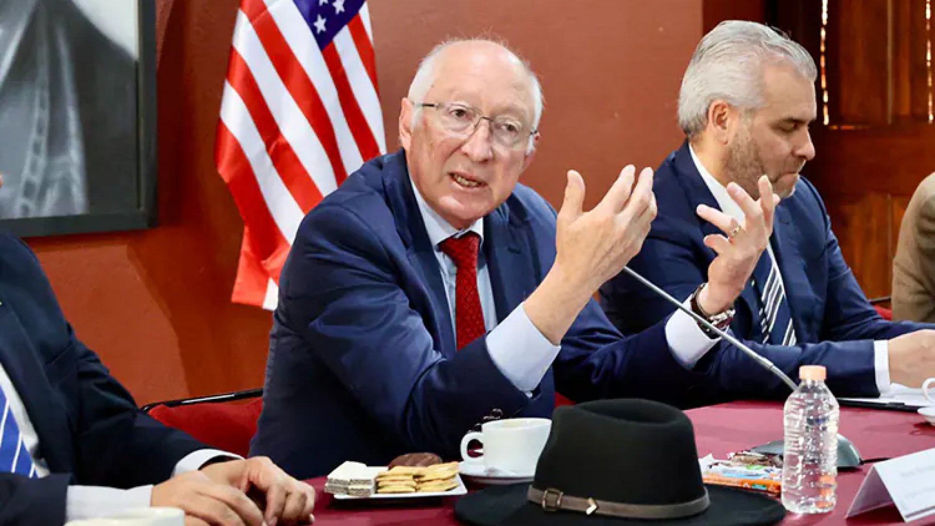 No existe investigación relacionada a AMLO: Ken Salazar