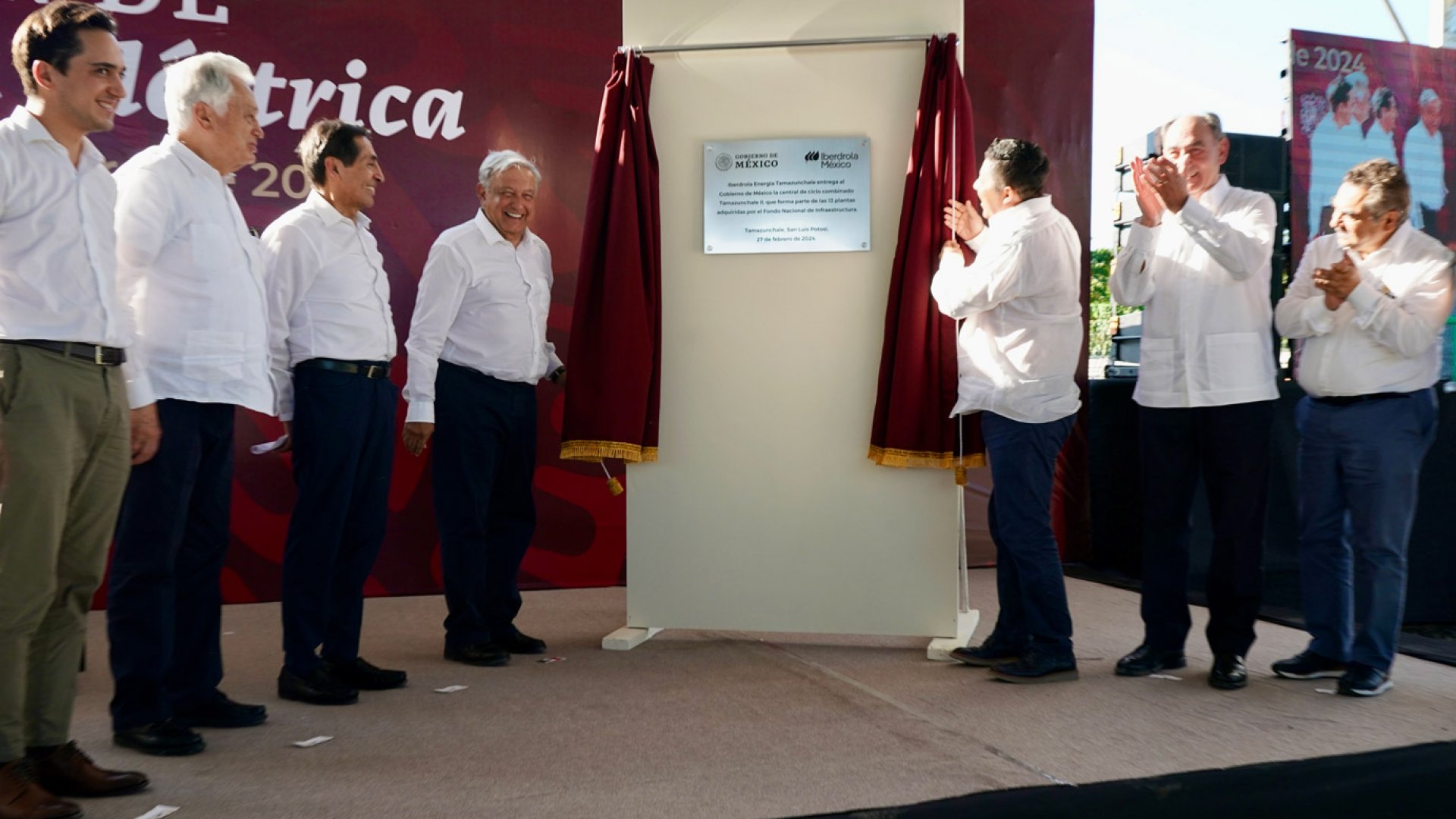 Con la adquisición de las 13 centrales eléctricas, el Estado mexicano recupera presencia en áreas estratégicas para el país, señala Ramírez de la O