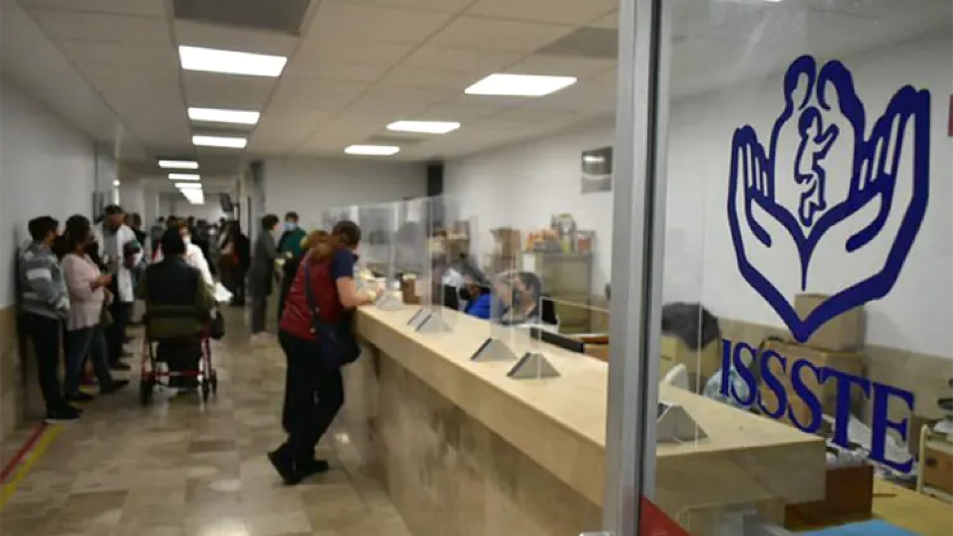 Issste podrá quedarse con recursos de los trabajadores