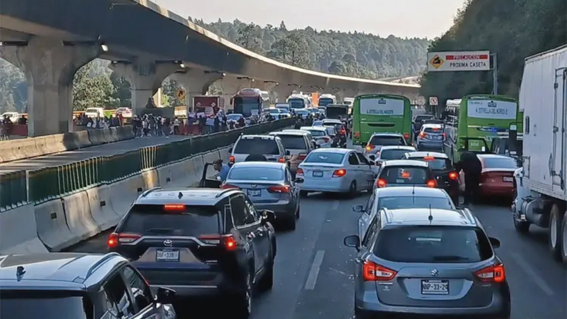 Cerrarán autopista México-Toluca por obras de El Insurgente