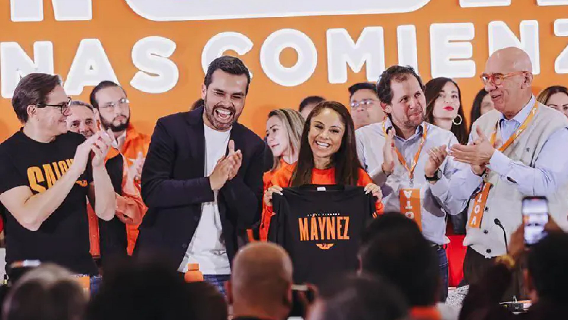 Inicia Paola Longoria campaña por diputación con MC