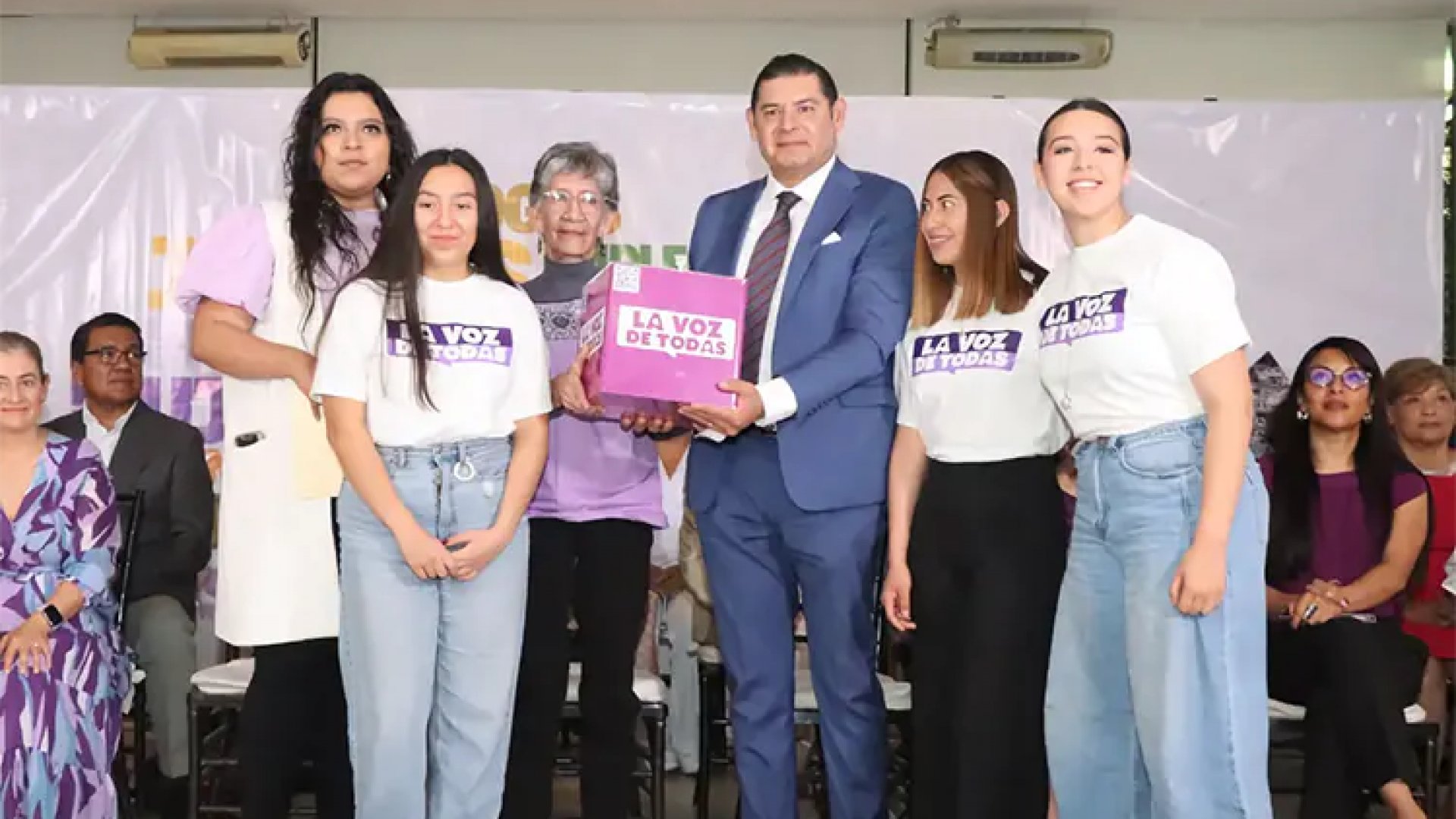 Sin mujeres, no hay transformación: Alejandro Armenta