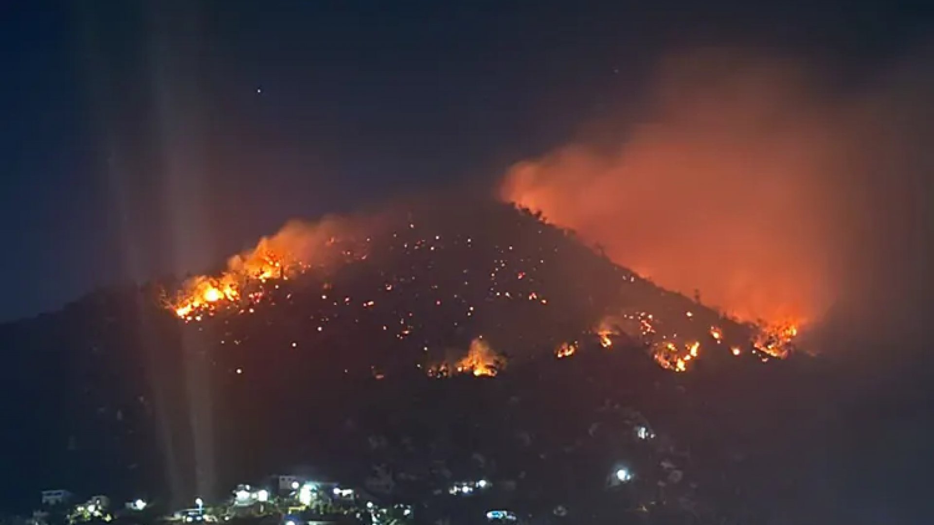 Suman 45 hectáreas afectadas por incendios en Acapulco