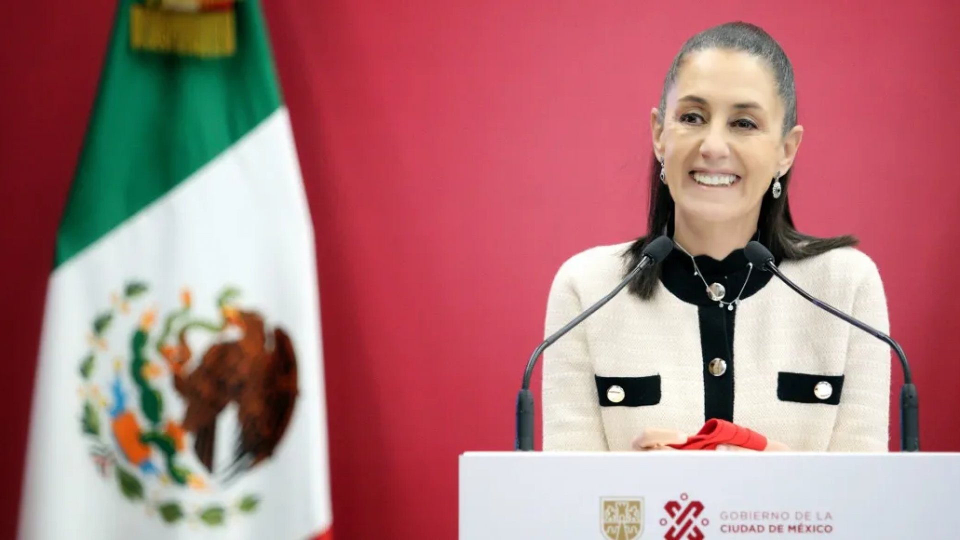 Sheinbaum celebra fortalecimiento del peso mexicano